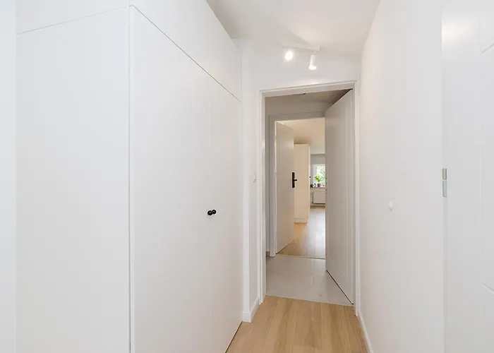 Marymoncka 61a A I B Superapart Lejlighed